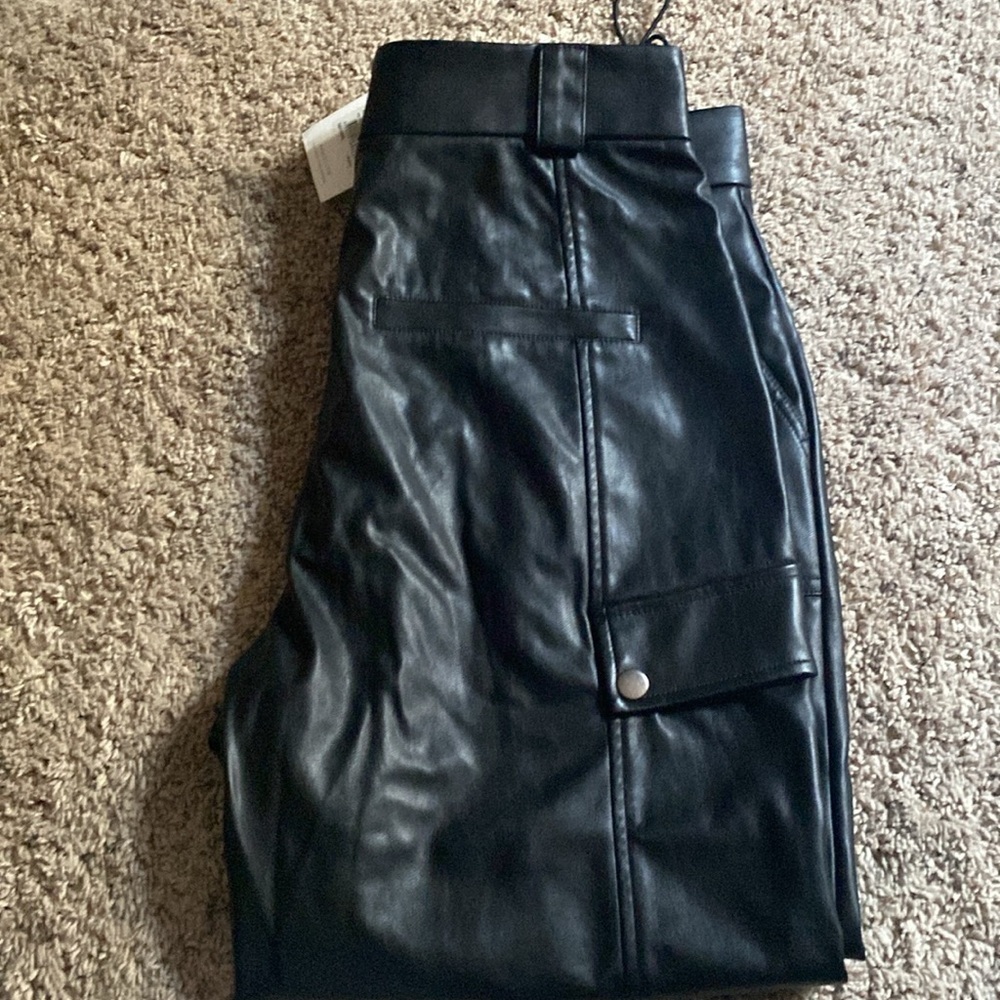 Bardot faux leather cargo pants NWT - Picture 5 of 8